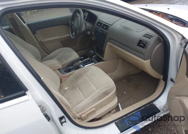 3FAHP07Z57R275589: 44572306