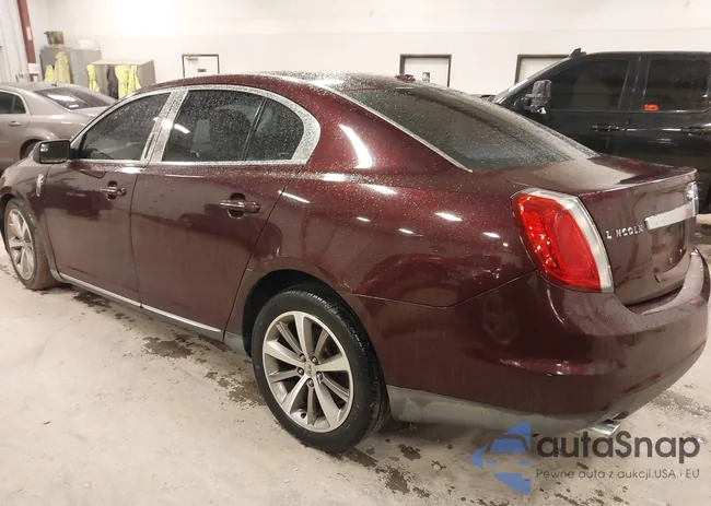 1LNHL9DR7BG605954: 44572445