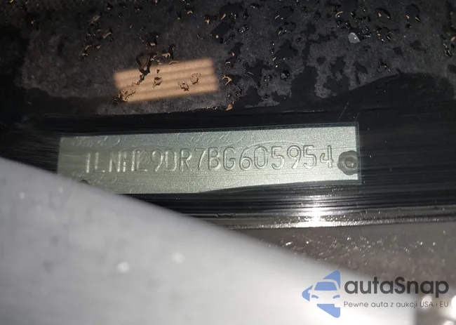 1LNHL9DR7BG605954: 44572445