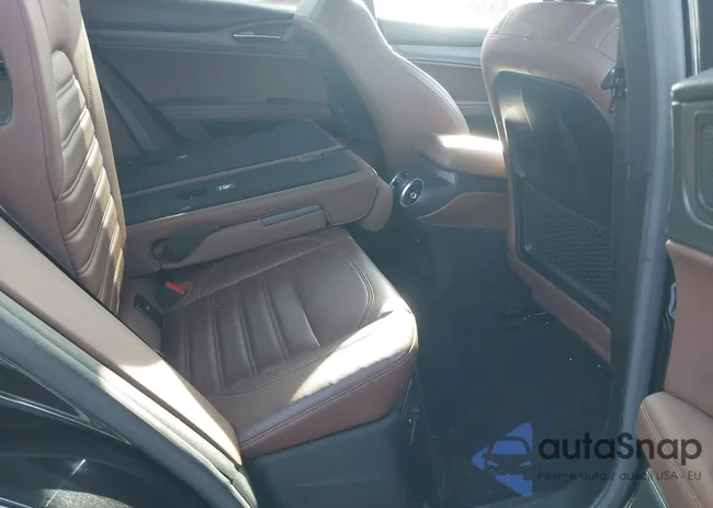 ZASFAKNN4J7B70238: 44573524