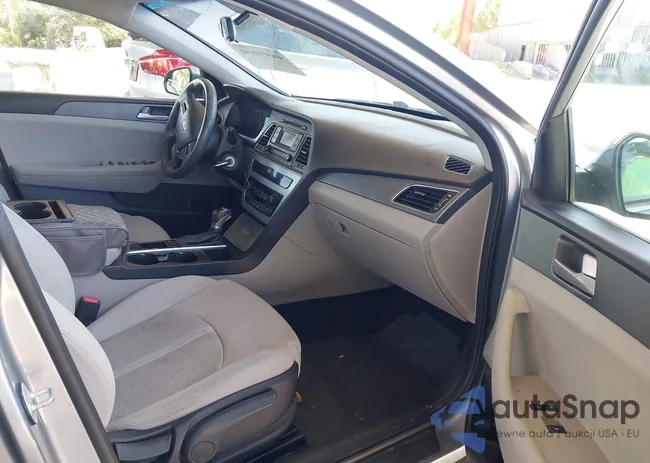 5NPE24AF1HH506302: 44573550