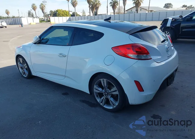 KMHTC6AD7CU066353: 44573596