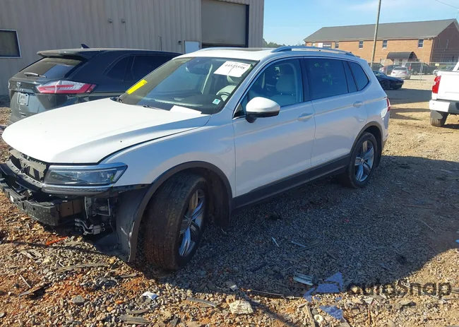 3VV5B7AX9JM217101: 44573598