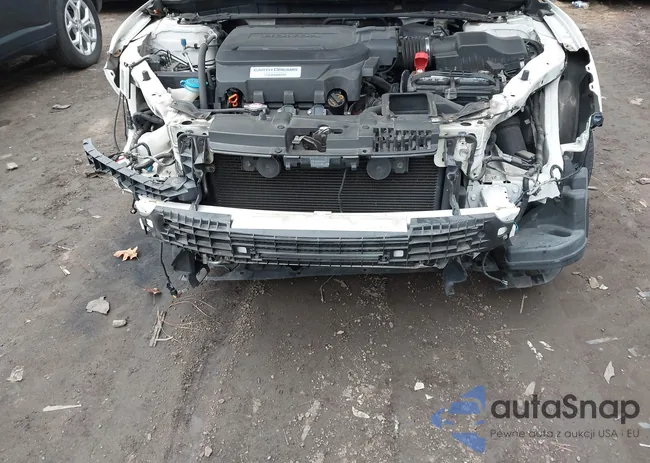 1HGCR3F84DA023932: 44573687