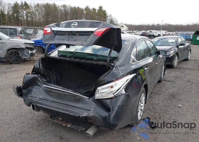 1N4AL3APXHN331519: 44573721