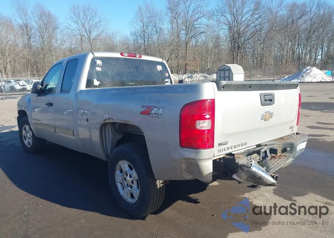 2GCEK290491121176: 44573724