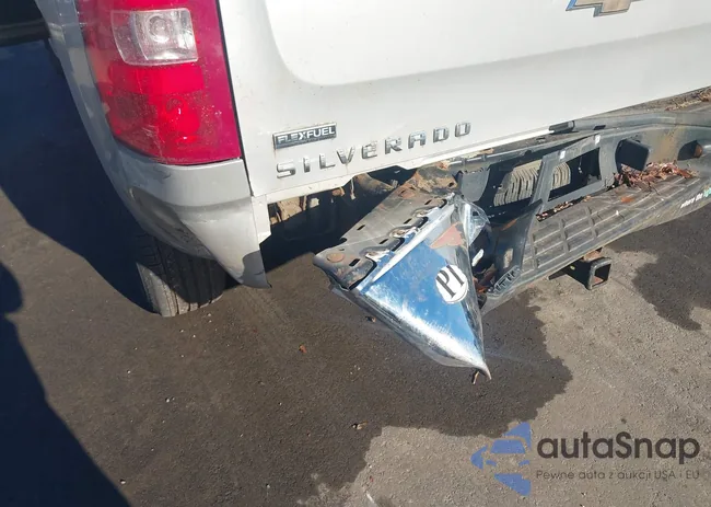 2GCEK290491121176: 44573724