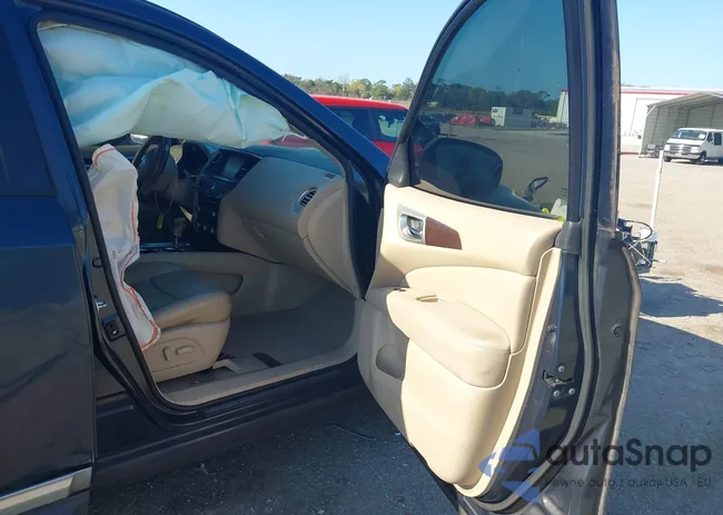 5N1AR2MN2EC699113: 44573748