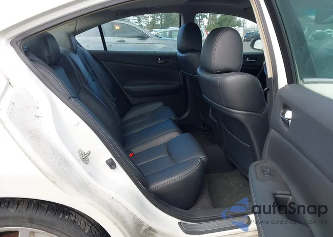 1N4AA5AP7CC803245: 44573772