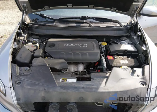 1C4PJMCB4JD540879: 44573802