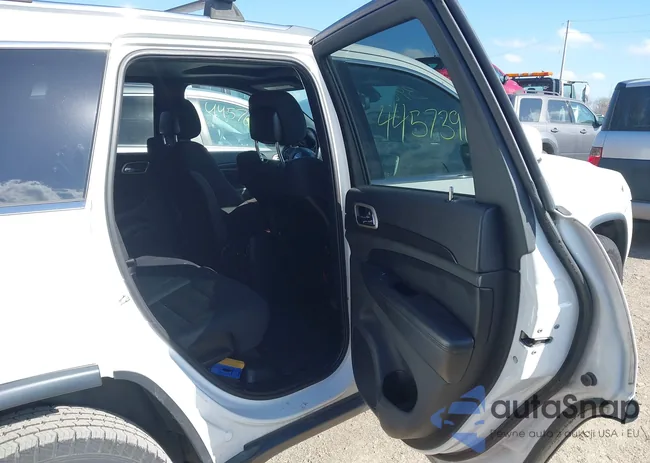 1C4RJFAG2FC102572: 44573916