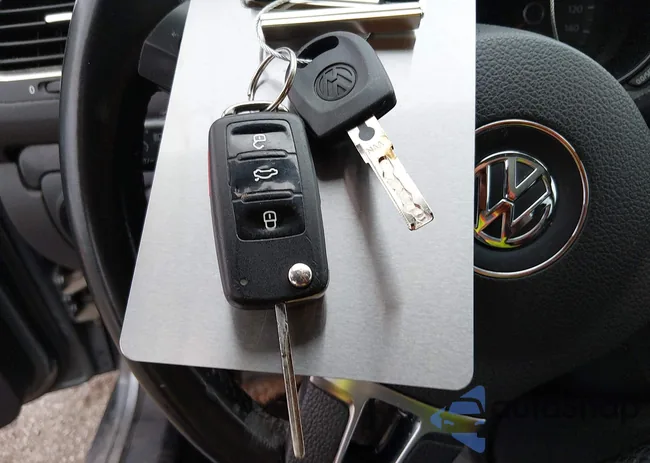 3VWPL7AJXBM635584: 44573129