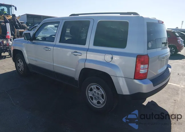 1C4NJPBB8CD724803: 44573158