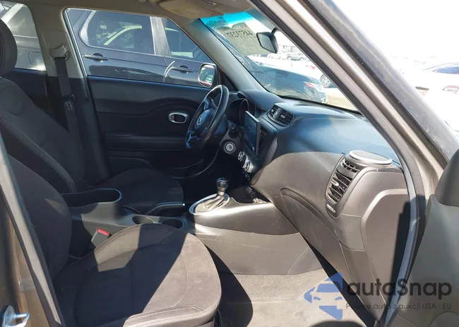 KNDJN2A2XF7207075: 44573237