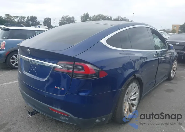 5YJXCBE4XGF006994: 44573292