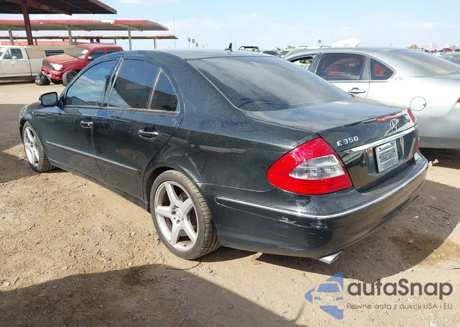 WDBUF56X09B415935: 44573371