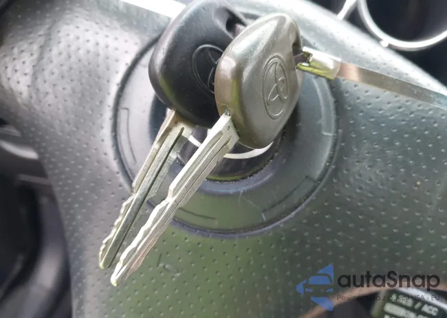 2T1KR32E55C337821: 44573439