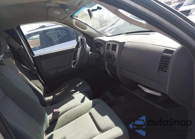 1D3HW42K36S643826: 44573517