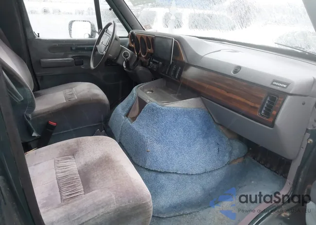 2B6HB21Y8SK558195: 44574527