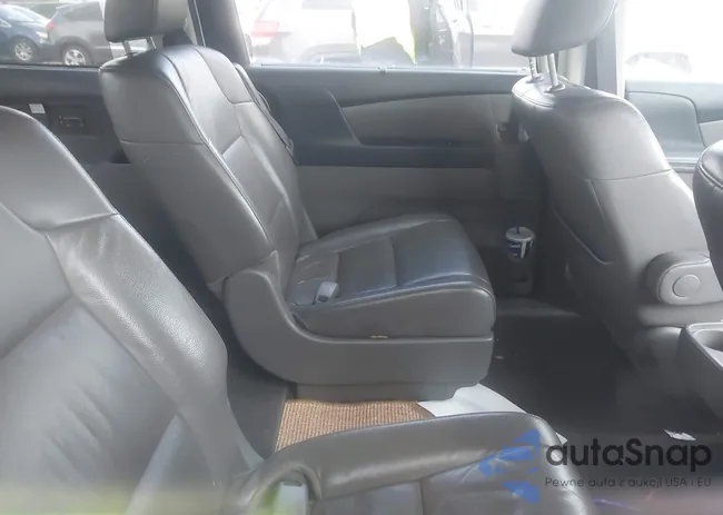 5FNRL5H90CB046075: 44574811