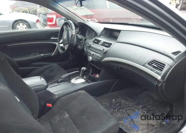 1HGCS1B71CA005571: 44575024