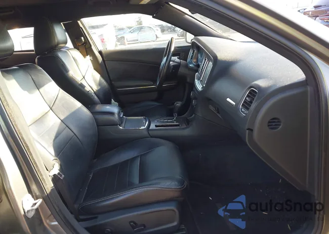 2C3CDXCT1CH106820: 44575110