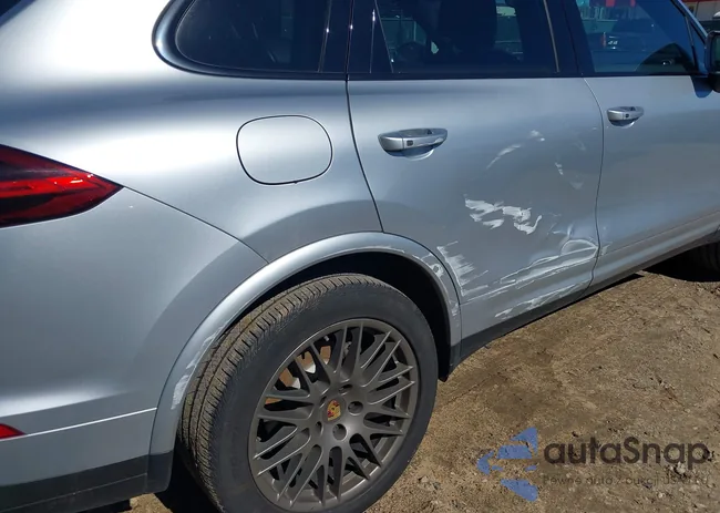 WP1AA2A23HKA84228: 44574121