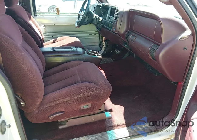 2GTEC19R8V1523024: 44574256