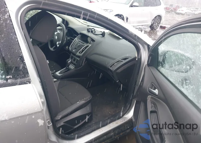 1FADP3F23EL313661: 44574337