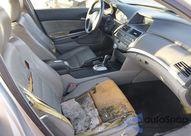 1HGCP36818A022653: 44575534