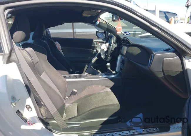 JF1ZNAA10K8704201: 44575562