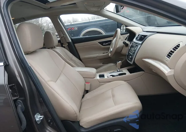 1N4AL3AP5GC171351: 44575577