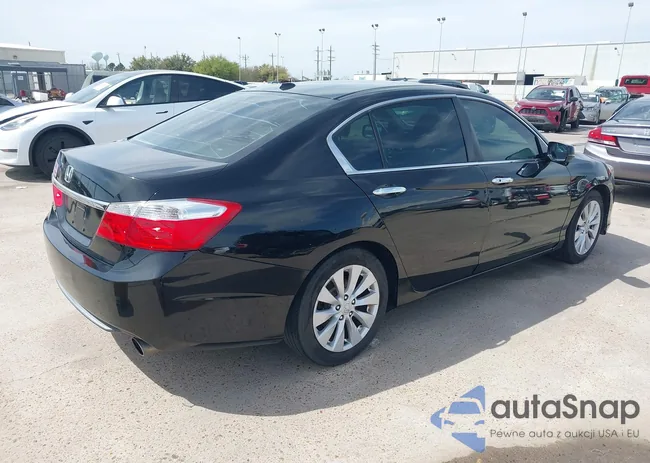 1HGCR2F8XFA047746: 44575611