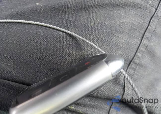 1G6AX5S38E0153174: 44575754