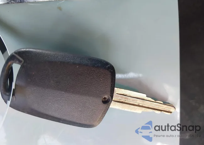 KL8CB6S98EC579677: 44575763