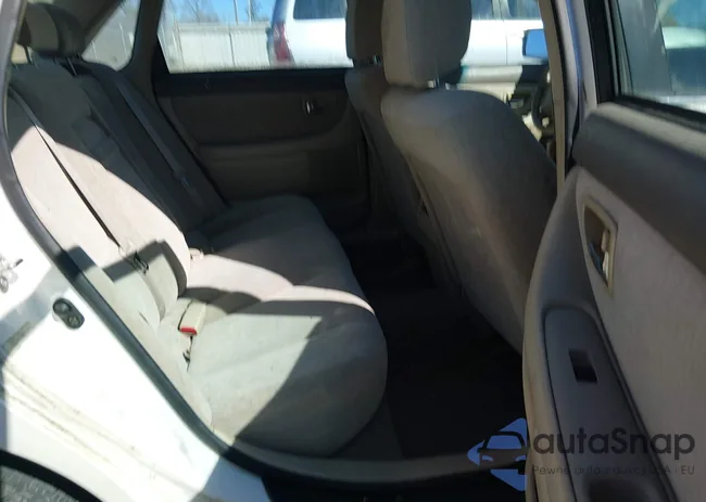 4T1BF28B52U203661: 44575983