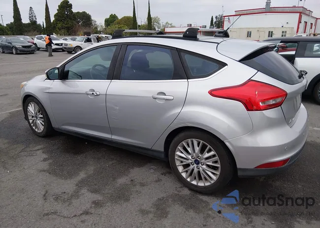 1FADP3N27FL241186: 44575984