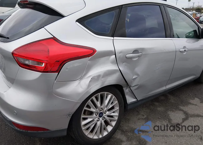 1FADP3N27FL241186: 44575984