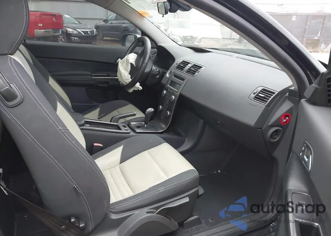 YV1MK672182080800: 44576002