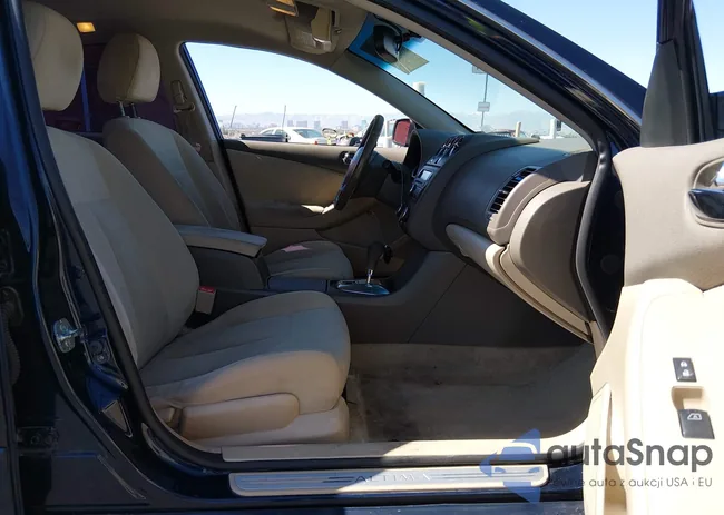 1N4AL2AP5CN519836: 44575123