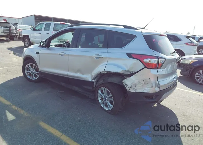 1FMCU0GD0HUC42684: 44575134