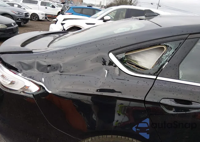 3FA6P0HDXLR184600: 44575279