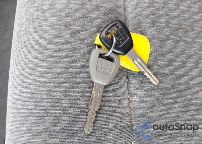 2HKRL18501H621330: 44575286