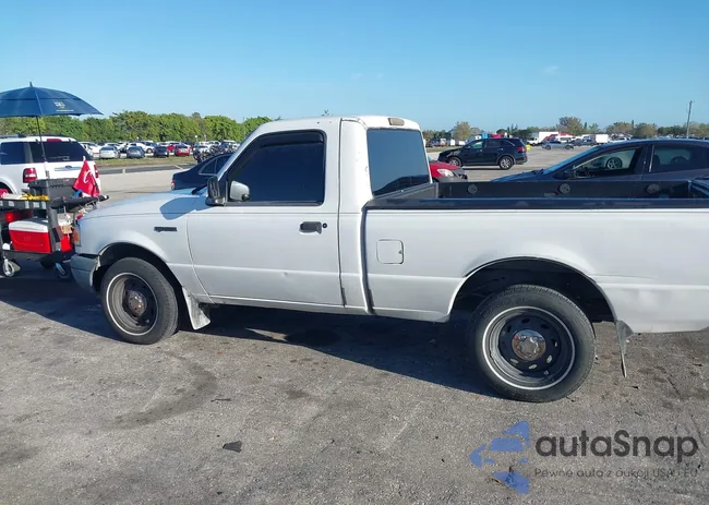 1FTYR10D62PA19633: 44575355