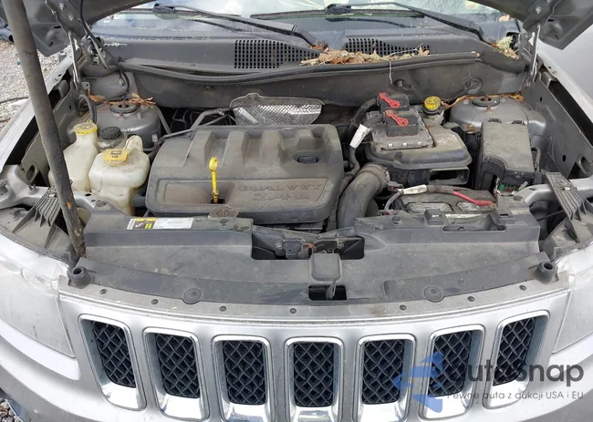 1C4NJDBB7GD639682: 44575369