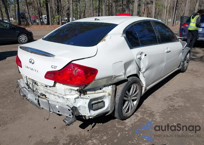 JN1CV6AP4CM629208: 44575430