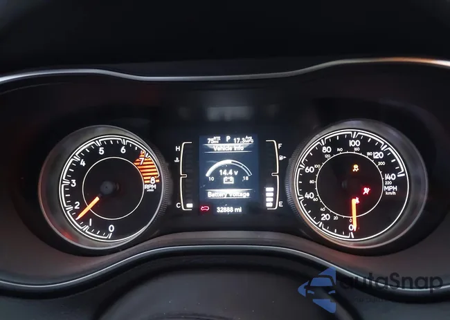 1C4PJMLX9KD208711: 44576555