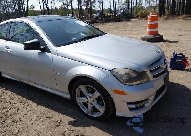 WDDGJ4HB4CF743020: 44576730