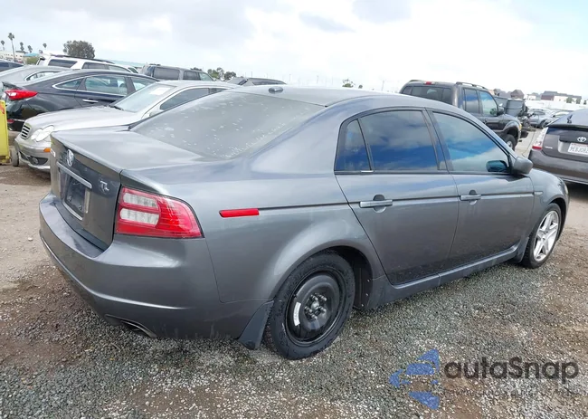 19UUA66206A063405: 44576732