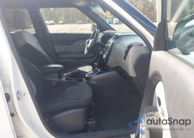 KNDJN2A26J7589341: 44576784